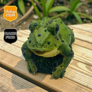 Vintage Green Frog Resin 5” Hand Painted Garden Figurine. RARE!